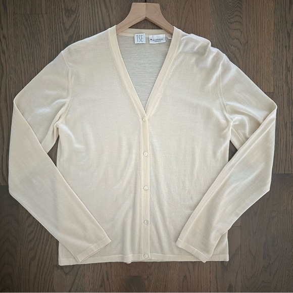 TSE V-neck Long Sleeve Lightweight 100% Super Fine Wool Cardigan Sweater Cream M - Picture 4 of 8